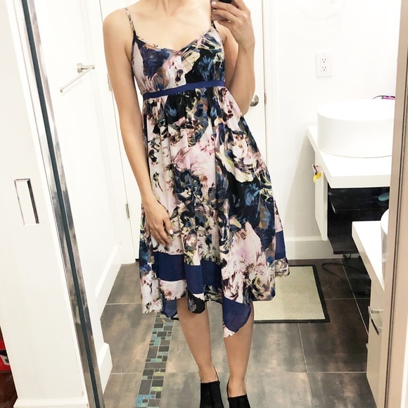 Simply Vera Vera Wang Dresses & Skirts - Simply Vera beautiful dress  Size small
